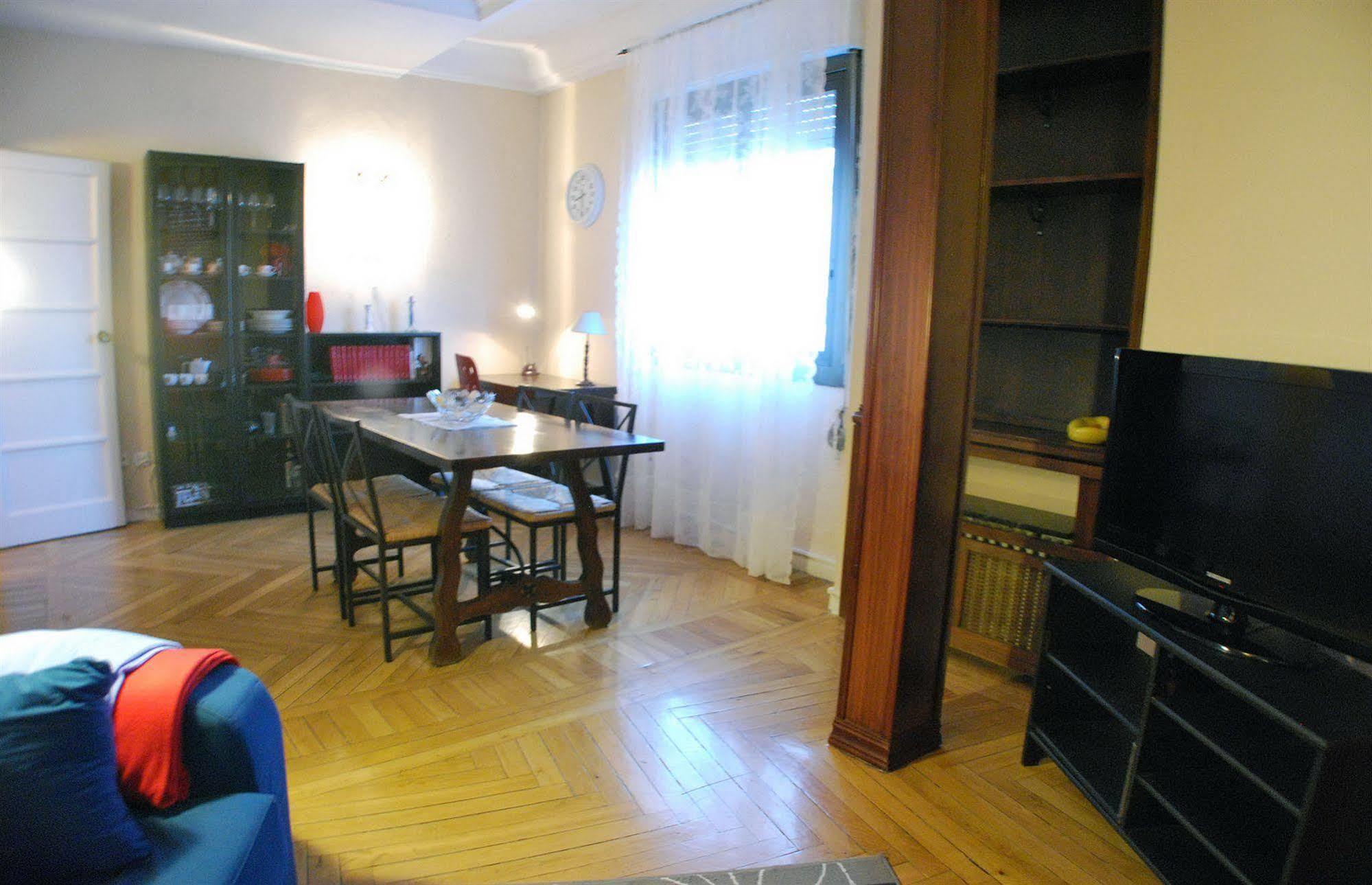 Apartamentos Aqui Me Quedo - Madrid — Photos 3
